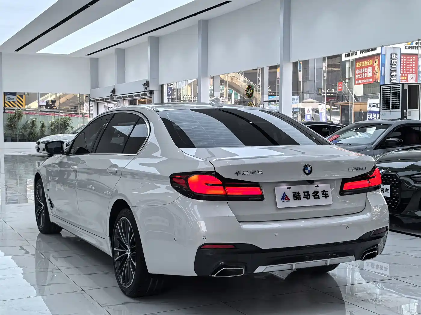 BMW 5 Series 2023 Facelift 530Li Leading M Sport Package фото 15