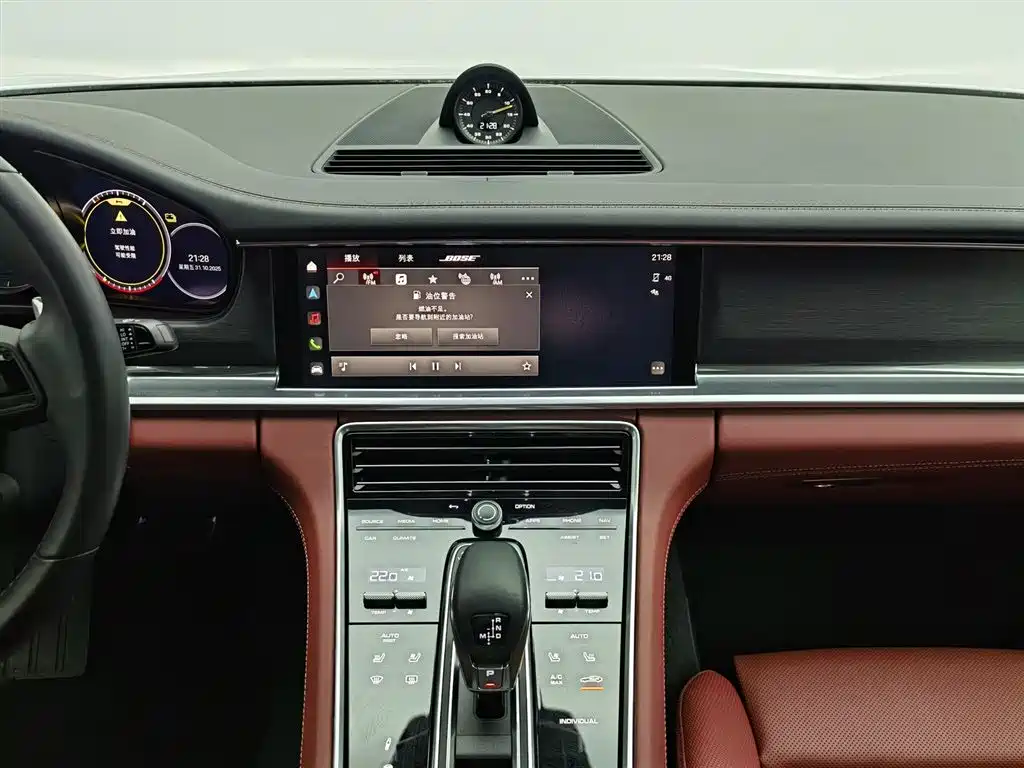 Porsche Panamera New Energy 2023 Facelift Panamera 4 E-Hybrid Platinum Edition 2.9T фото 12