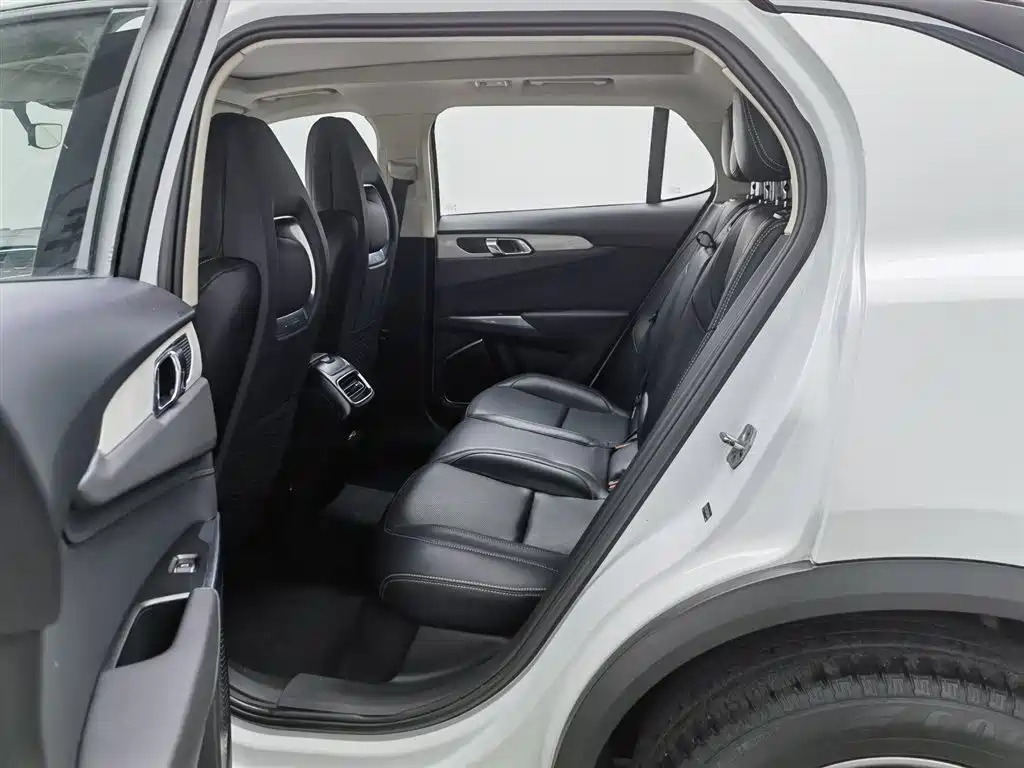 Lynk & Co 01 2019 2.0T 2WD Pure Version China VI фото 15