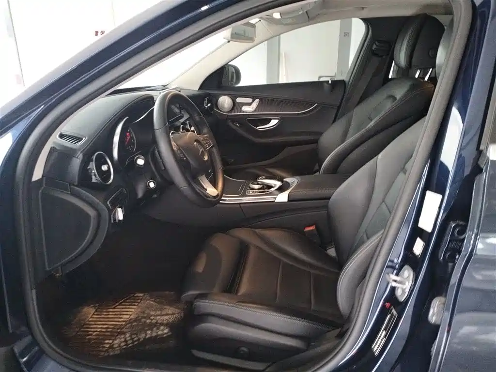 Mercedes-Benz C-Class 2018 C 200 L Sport Edition фото 15