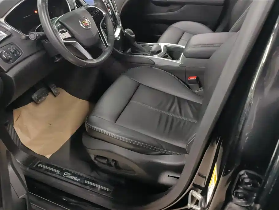 Cadillac SRX 2015 3.0L Comfort фото 8