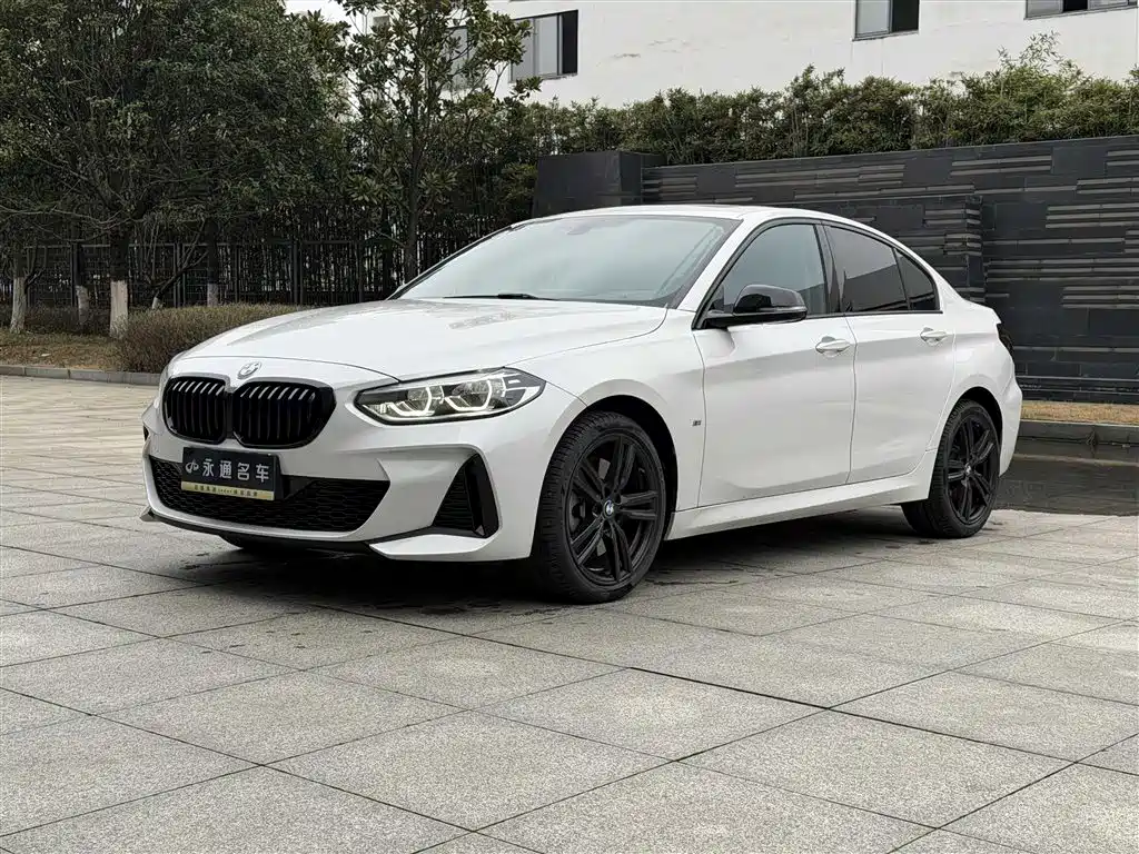 BMW 1 Series 2023 125i M Sport Shadow Edition