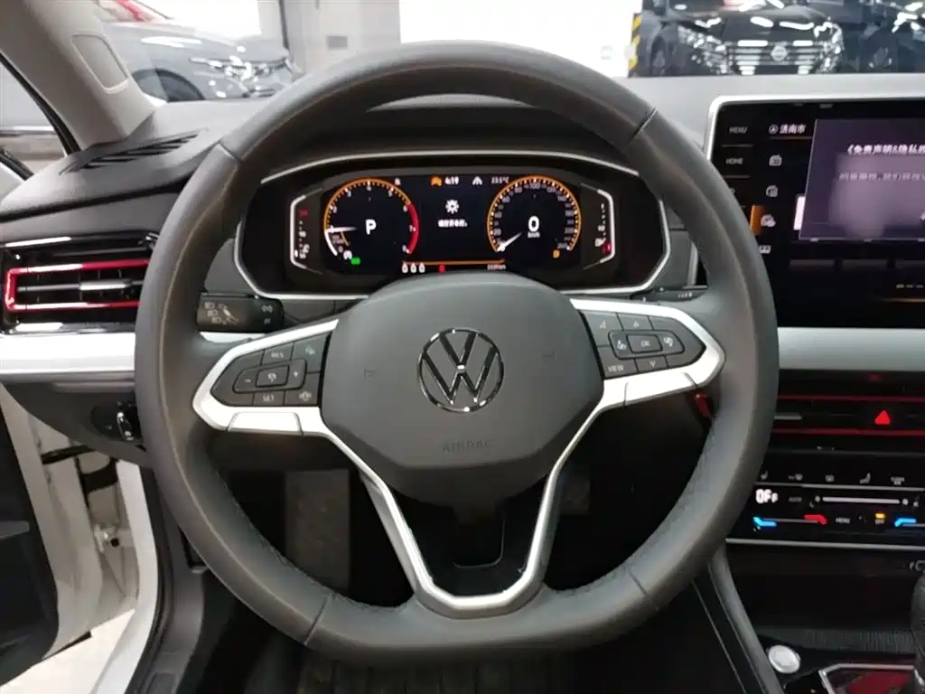 Volkswagen Lavida 2024 Model 300TSI DSG Starlight Leading Edition фото 11