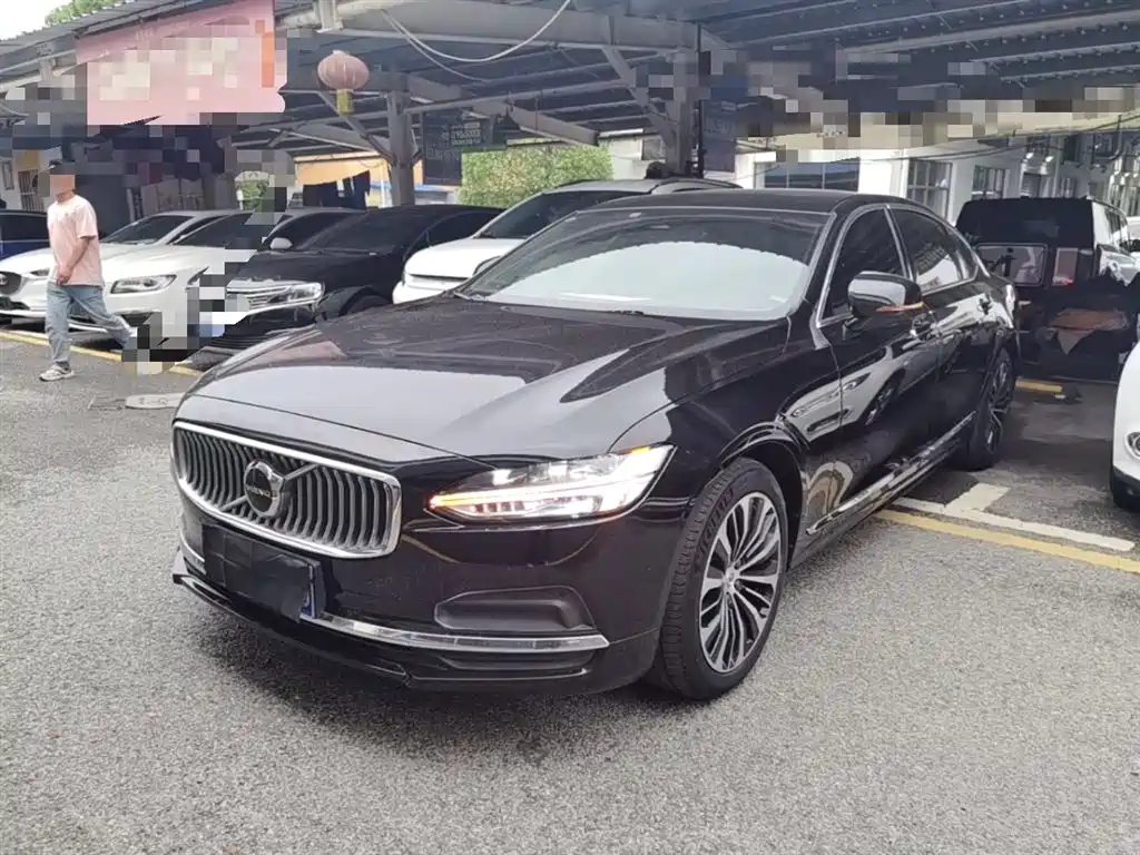 Volvo S90 2023 B5 Intelligent Comfort Luxury Edition