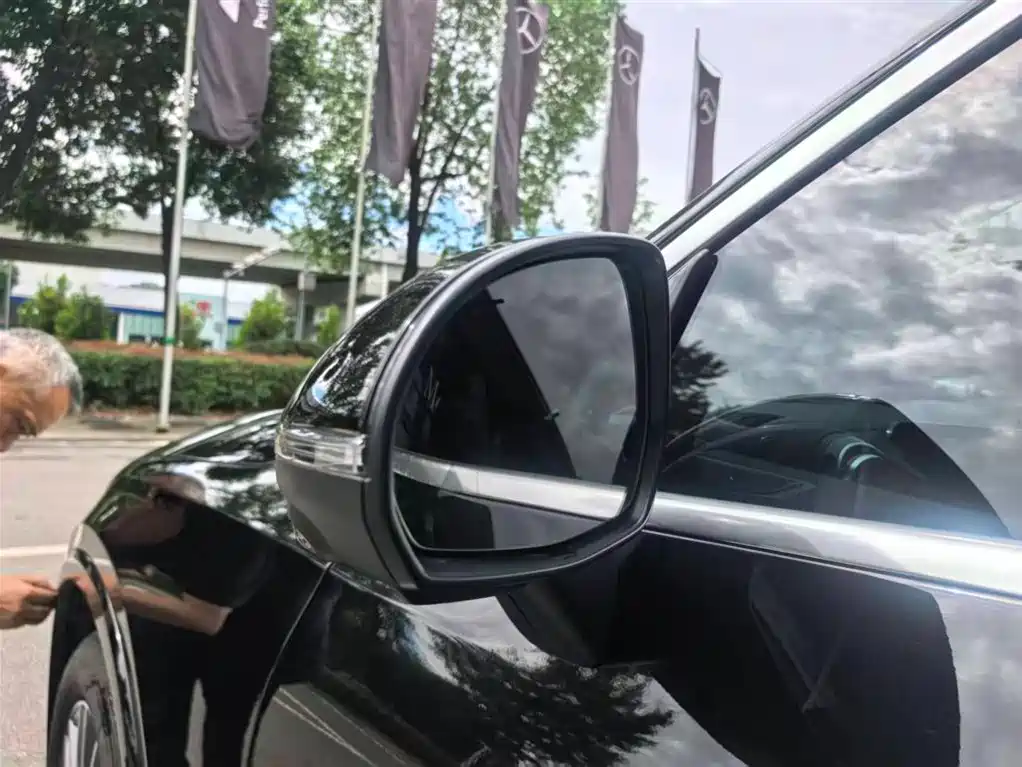 Mercedes-Benz GLC 2024 GLC 300 L 4MATIC Dynamic 5-seater фото 10