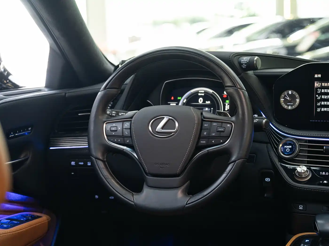 LEXUS LS