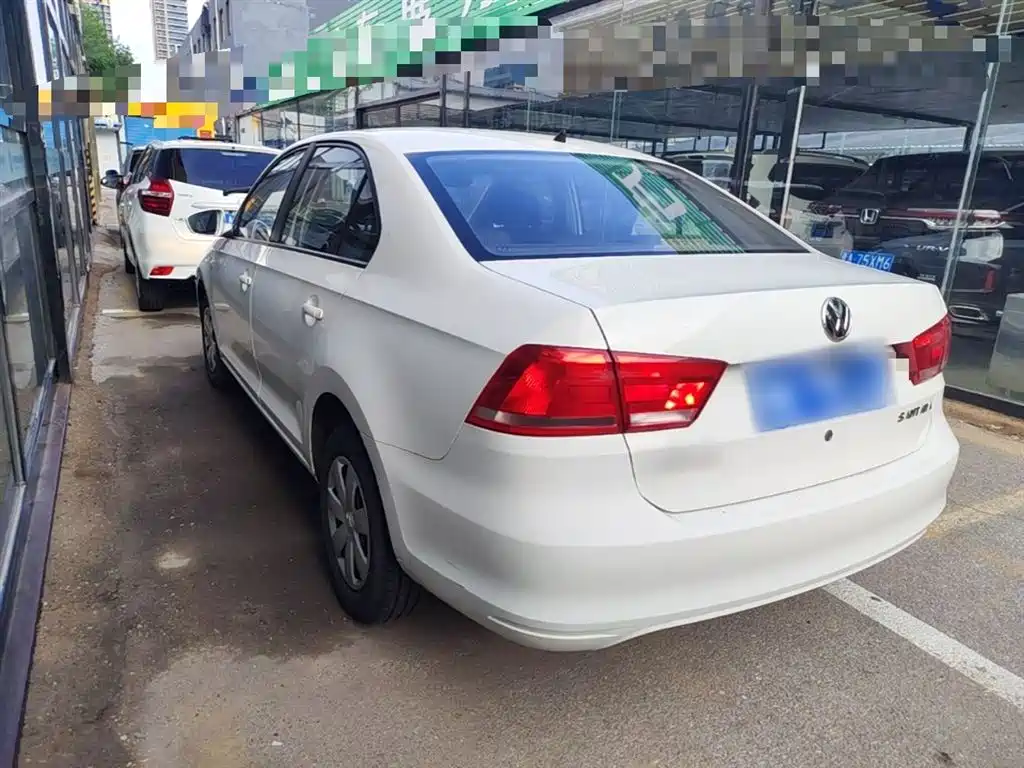 Volkswagen Santana 2015 1.4L Manual Trend Edition фото 5