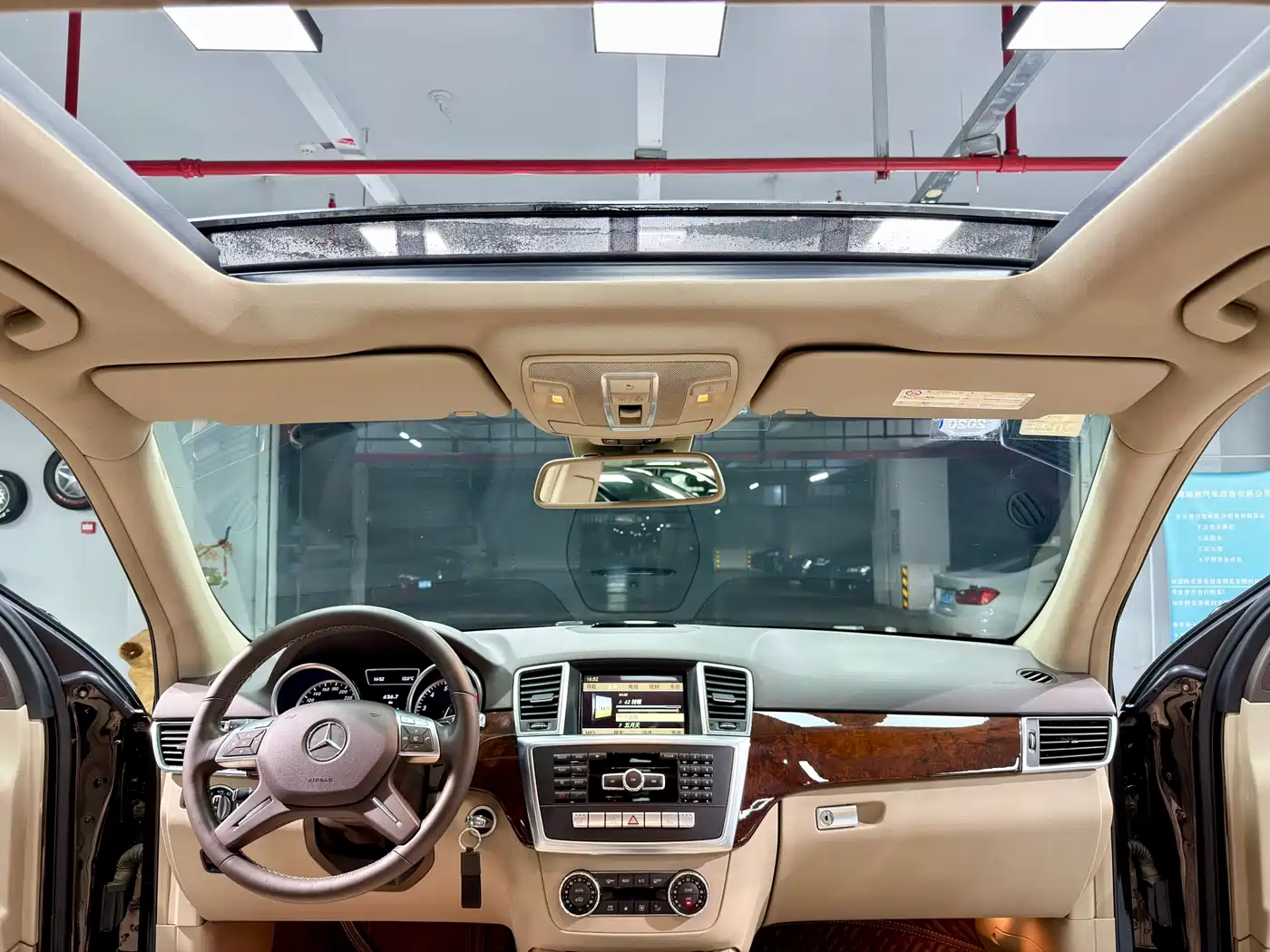 Mercedes-Benz M-Class 2012 Model ML 350 Dynamic фото 9