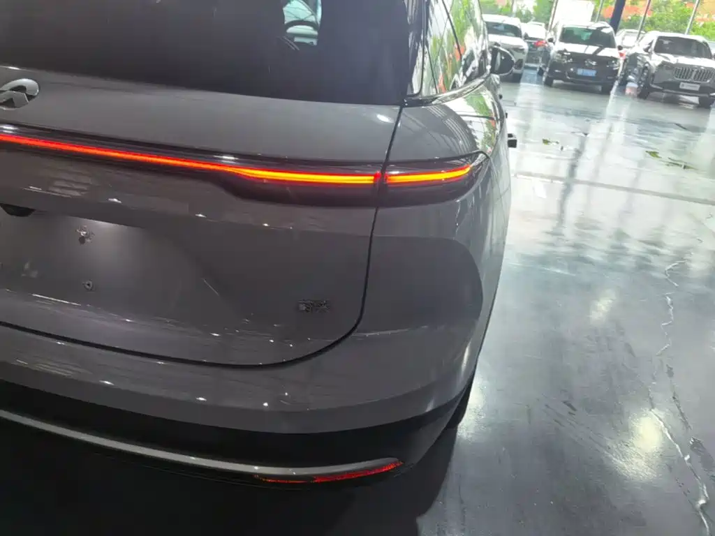 Фото 8 - NIO ES6