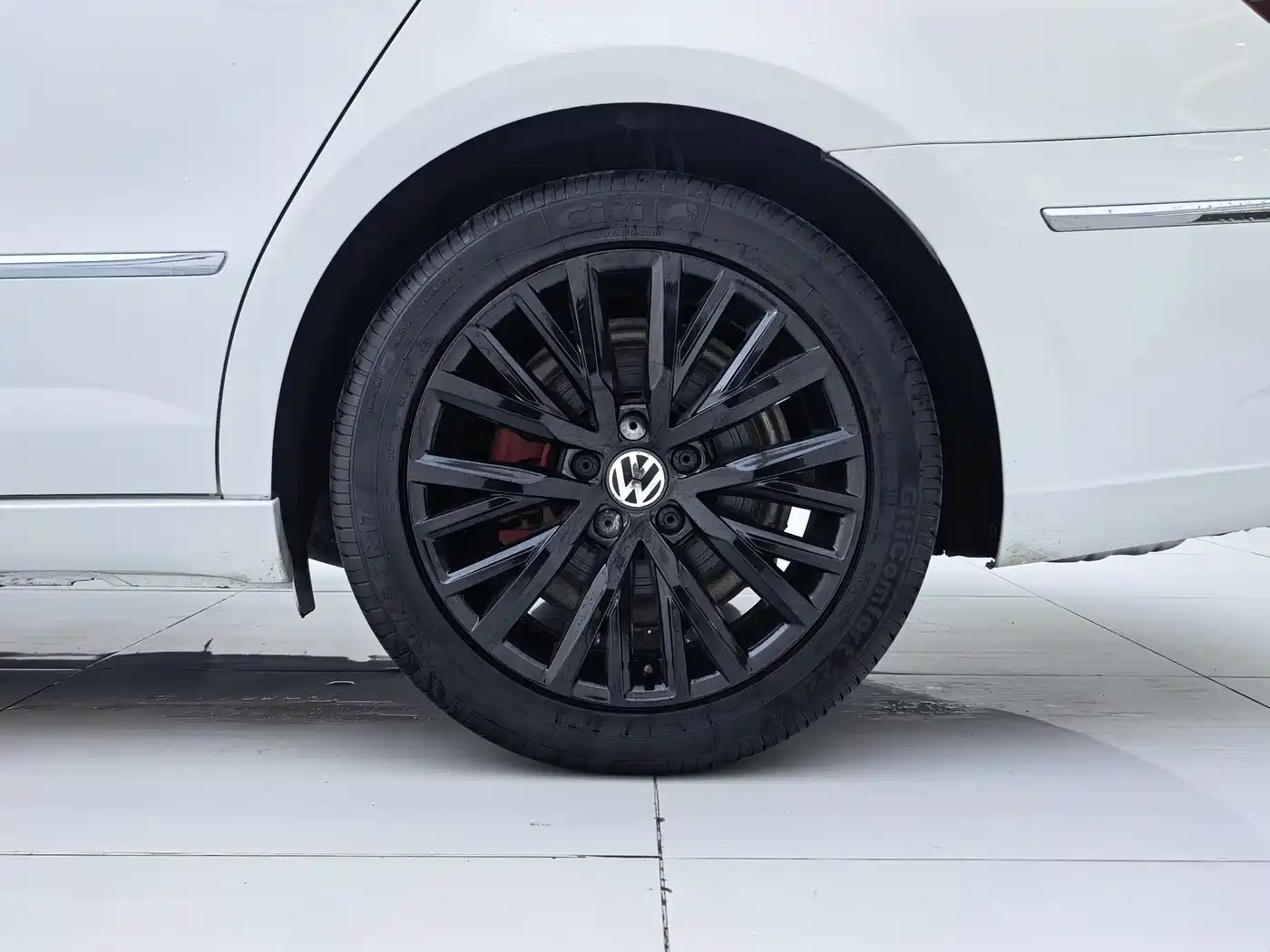 Volkswagen FAW-Volkswagen CC 2018 1.8TSI Luxury фото 22