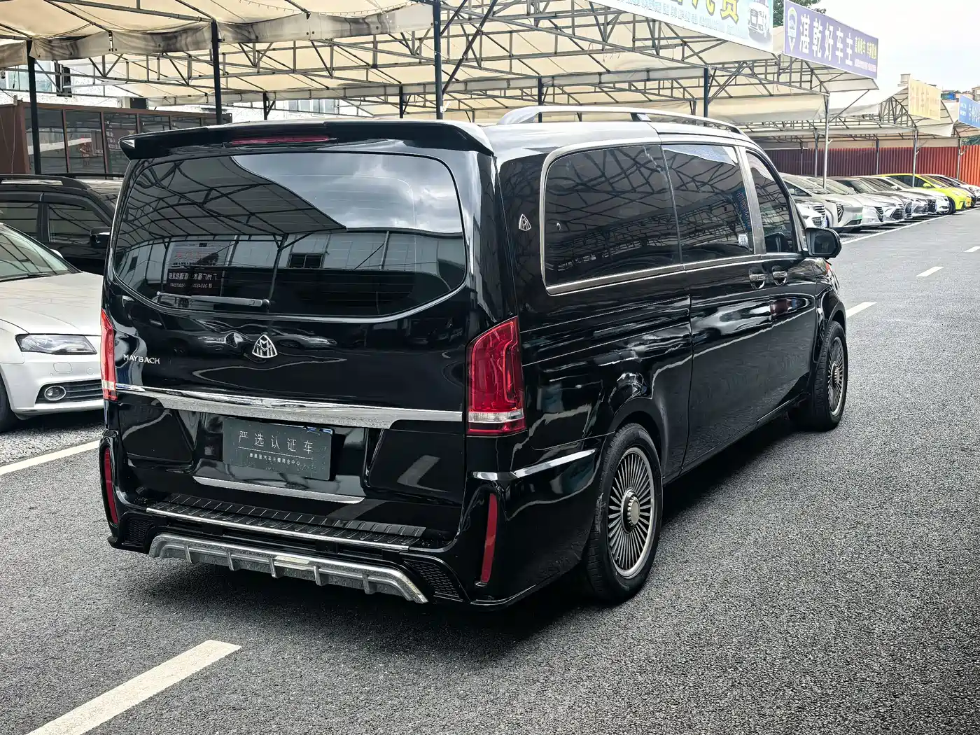 Mercedes-Benz Vito 2021 2.0T Business Edition 7-seater фото 2