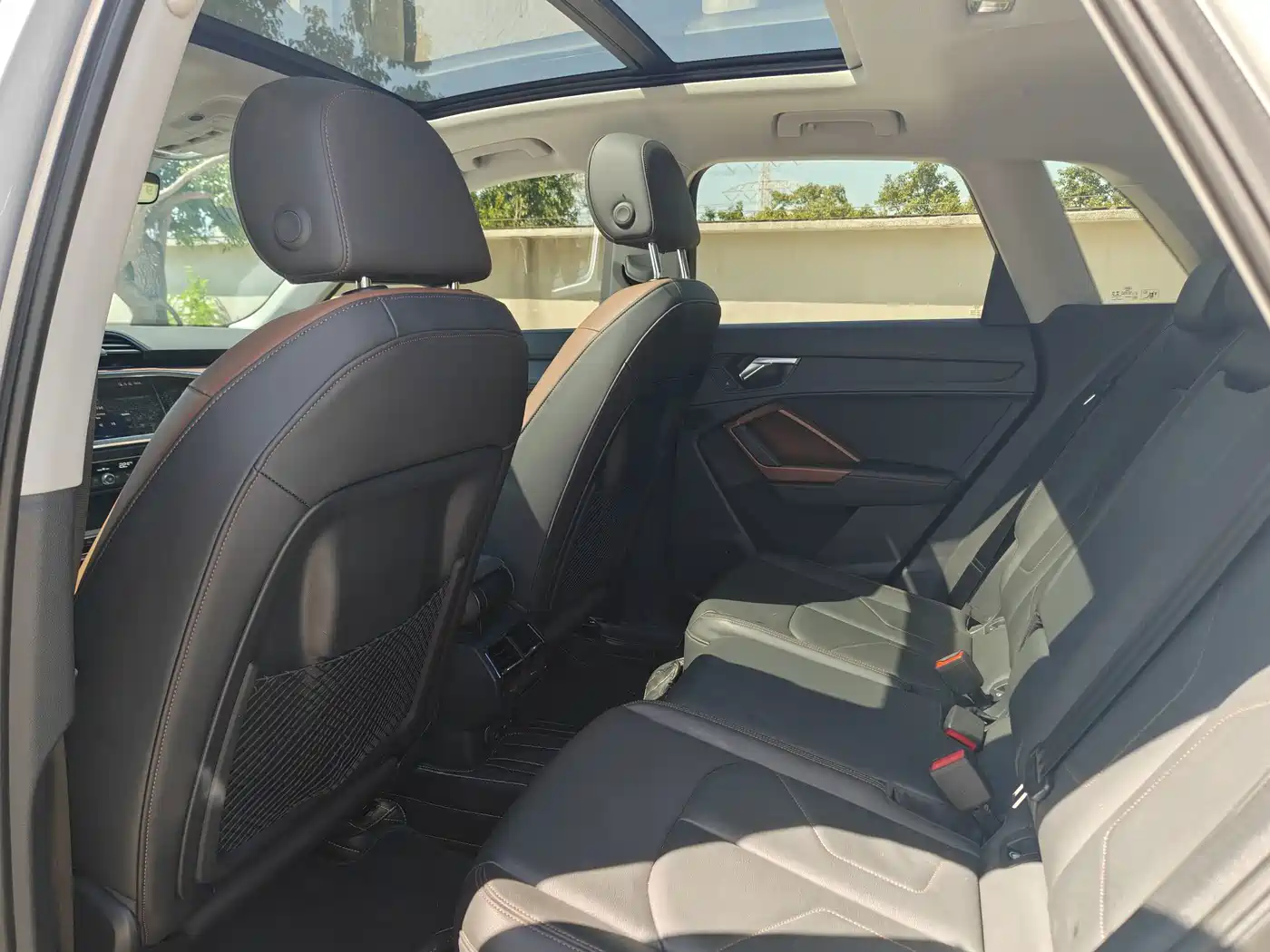 Фото 6 - Audi Q3
