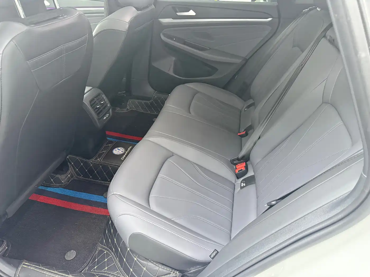 Volkswagen Lamando 2025 2025 Model Lamando L 2.0T GTS Basic