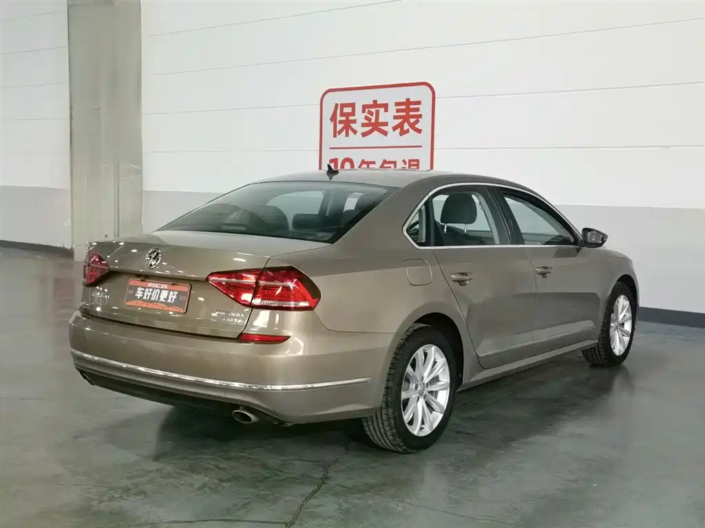 Volkswagen Passat 2017 330TSI DSG Prestige фото 2