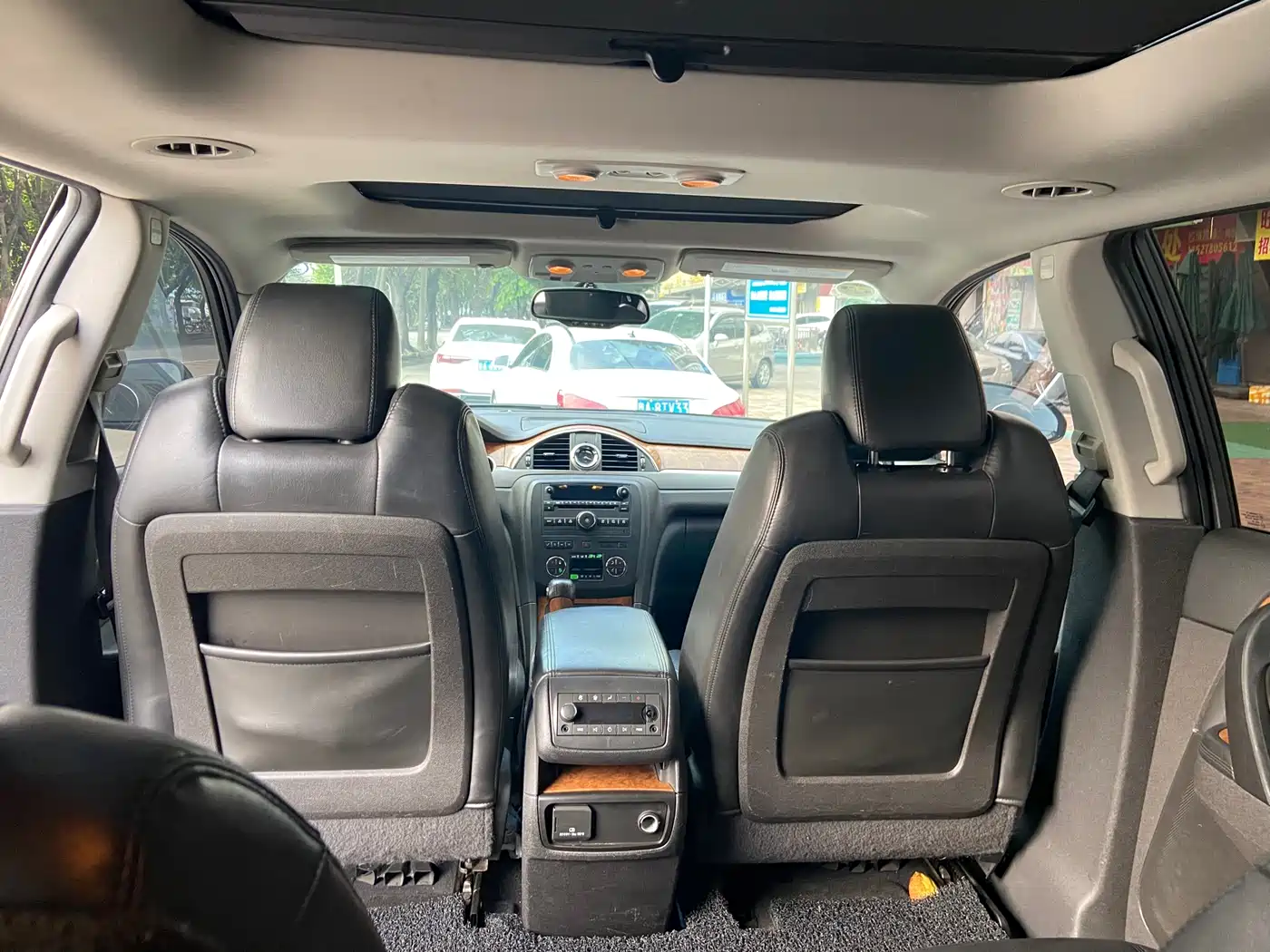 Buick Enclave 2010 3.6L Flagship Edition фото 26