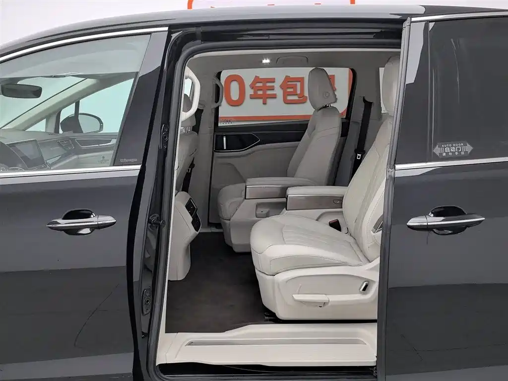 Volkswagen Viloran 2023 380TSI Prestige Edition фото 15