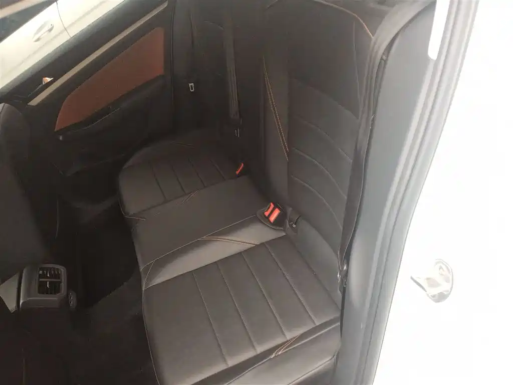 Volkswagen Bora 2023 200TSI DSG Yuexing Edition фото 17