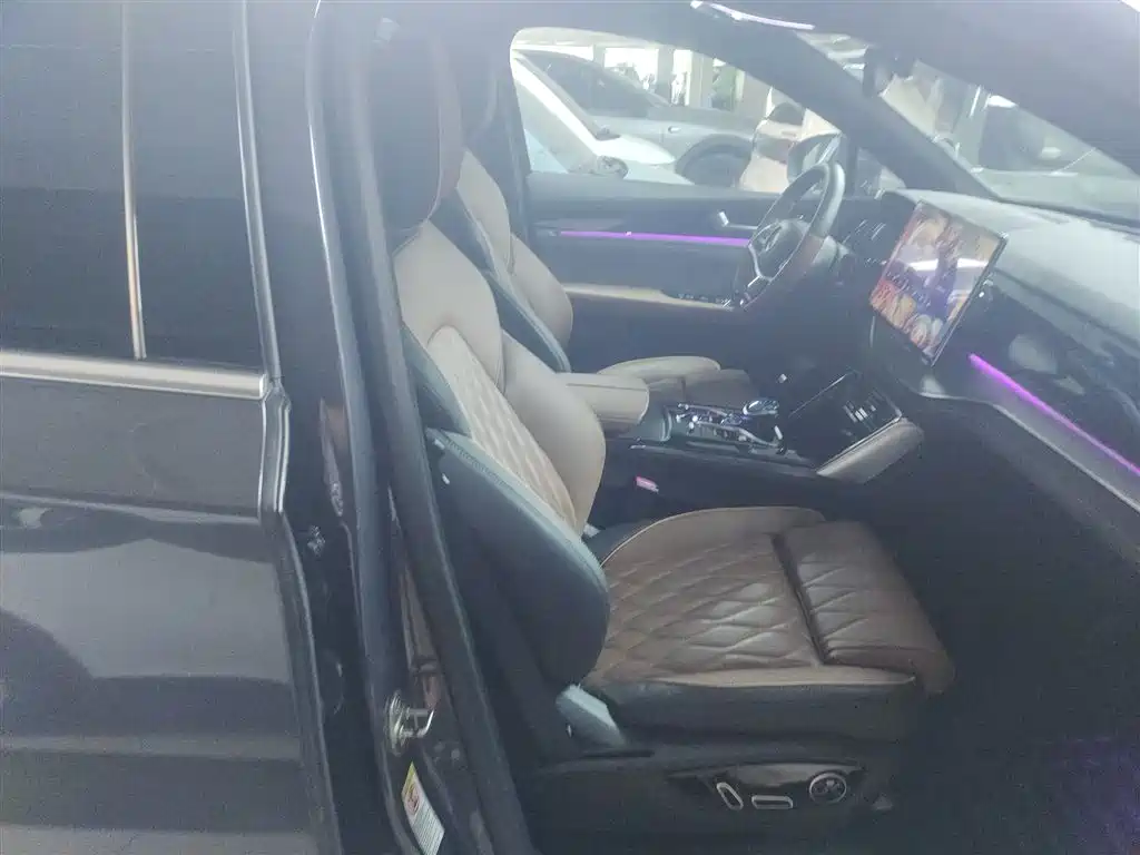 BYD Tang New Energy 2021 DM-i 112KM Premium фото 25