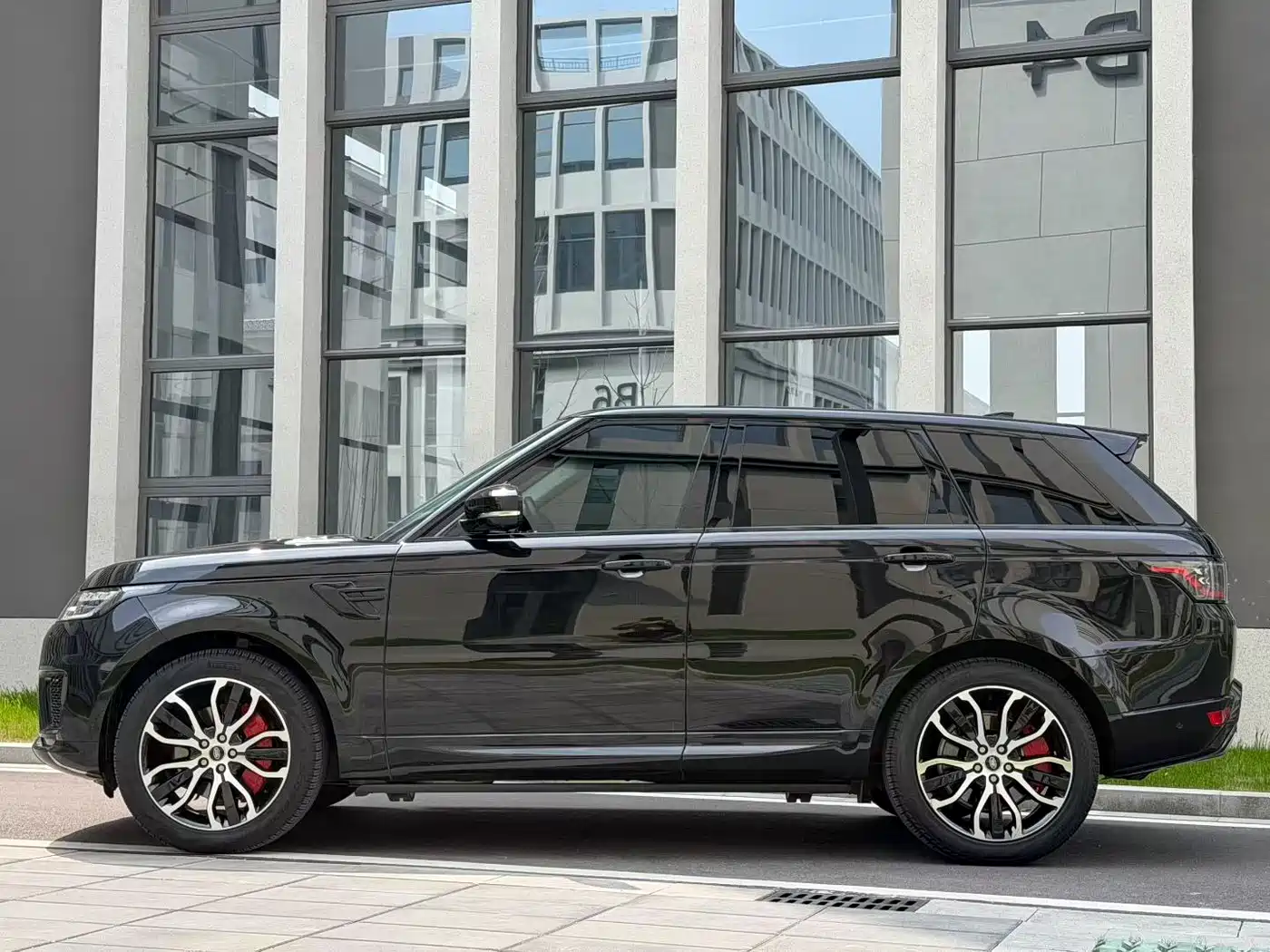 Land Rover Range Rover Sport 2019 3.0 SC V6 HSE DYNAMIC фото 5