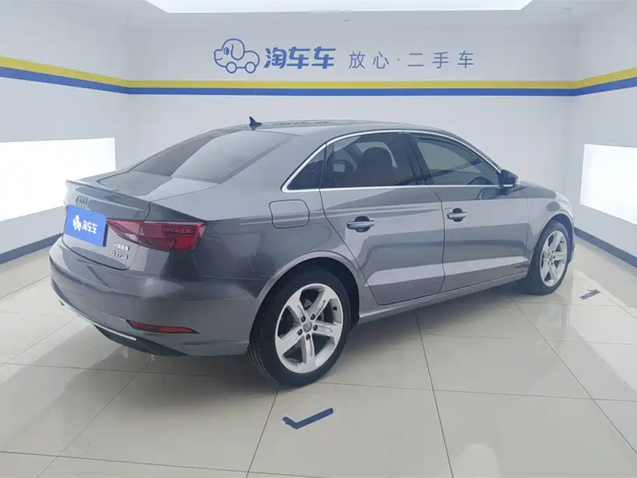 Audi A3 2019 Limousine 35 TFSI Progressive China VI фото 3