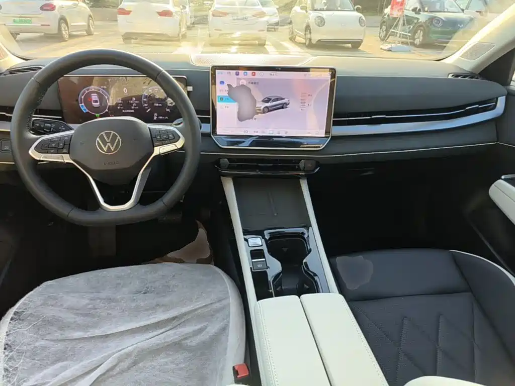 Volkswagen Sagitar 2026 2025 300TSI DSG Mid-range Edition