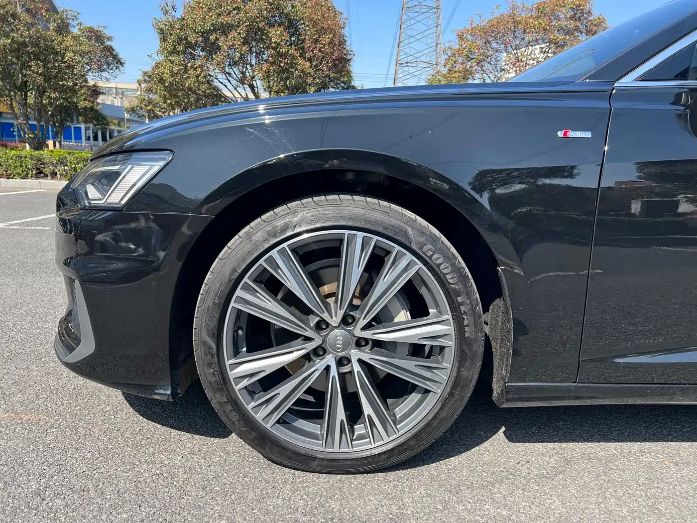 Audi A6L 2021 40 TFSI Luxury Sport фото 5