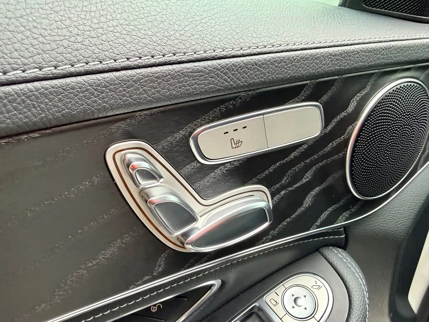 Mercedes-Benz C-Class 2017 C 200 L Sport фото 16
