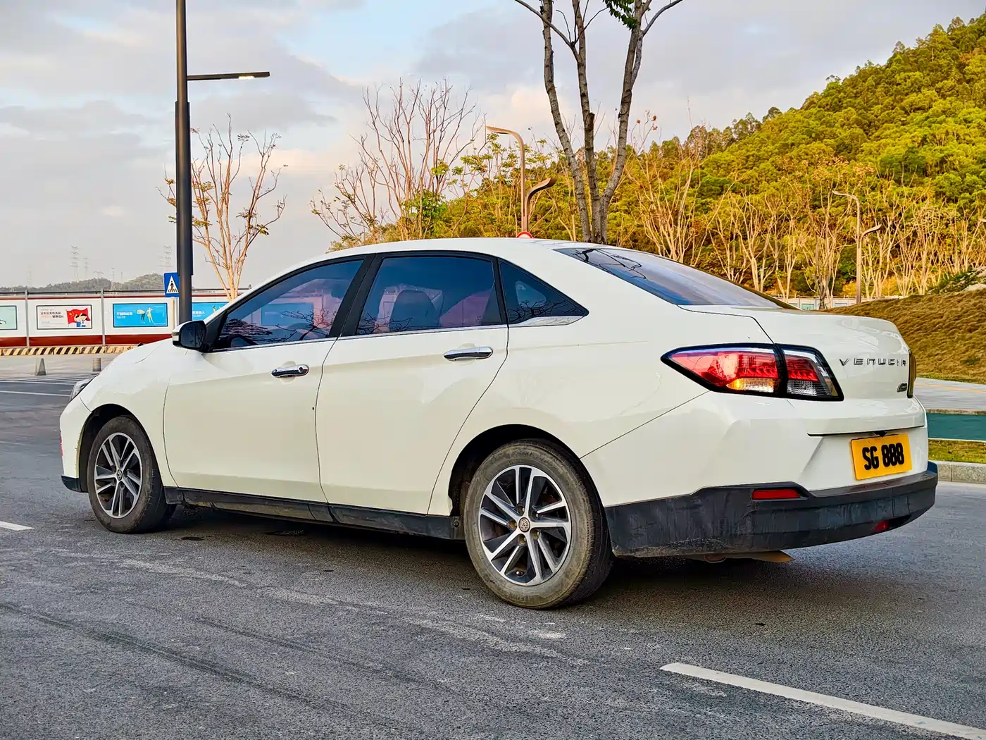 Venucia D60 2018 2018 1.6L CVT Smart Elite Edition