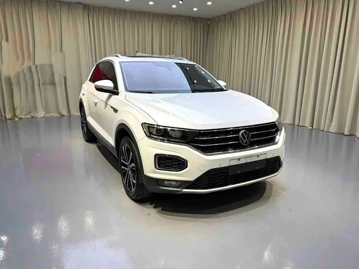 Volkswagen T-ROC 2022 280TSI DSG 2WD Comfort PLUS фото 2