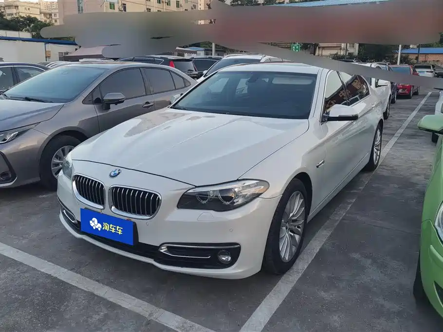 BMW 5 Series 2014 525Li Luxury Design Package
