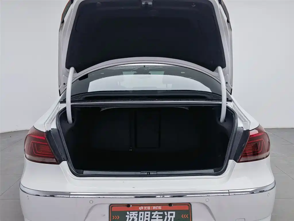 Volkswagen FAW-Volkswagen CC 2013 2.0TSI Ultimate фото 16