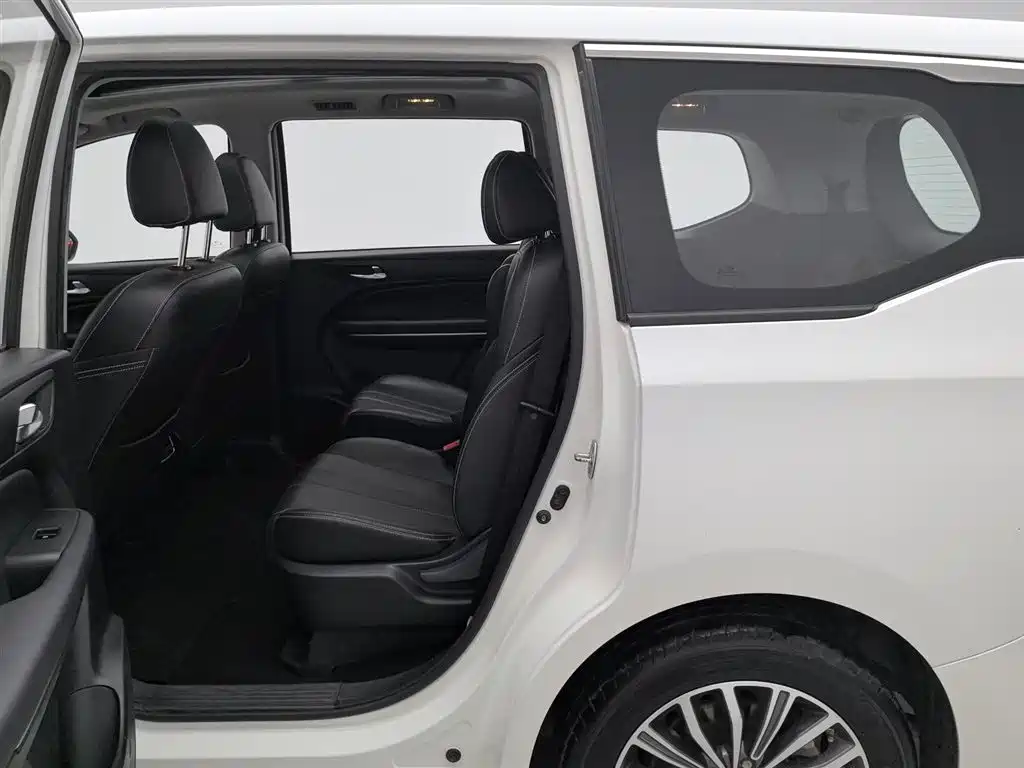 GAC Trumpchi Trumpchi M6 2021 270T DCT Premium Edition (7-seater) фото 15