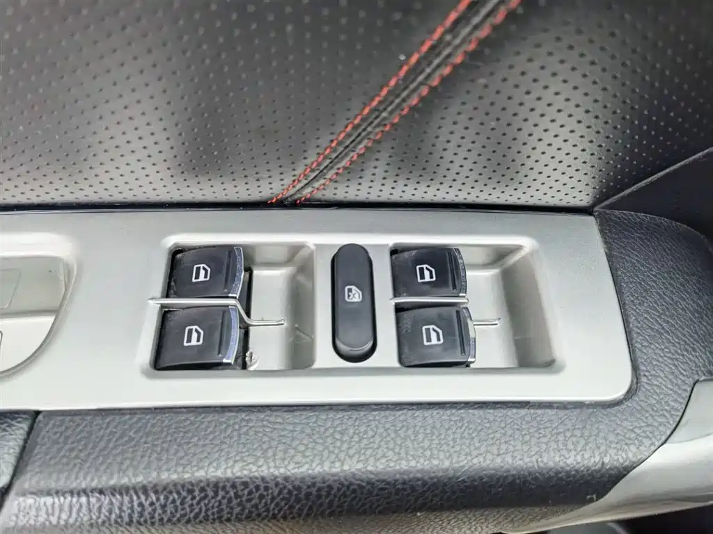 Haval H6 2015 Upgraded 1.5T Manual 2WD Premium фото 9