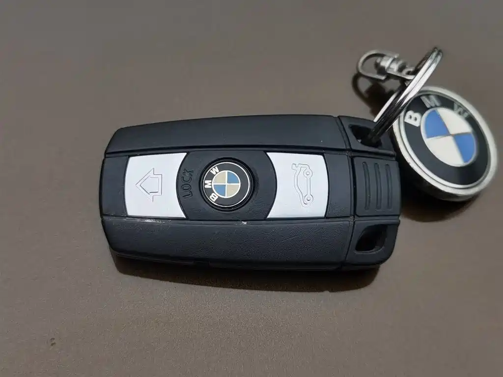 BMW X1 2015 Model sDrive18i Fashion Advanced Edition фото 19
