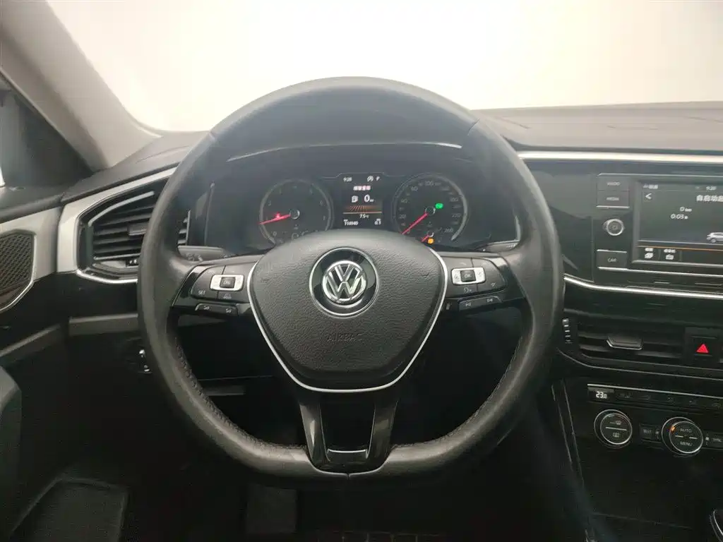 Volkswagen Tayron 2019 330TSI 2WD Luxury China VI фото 11