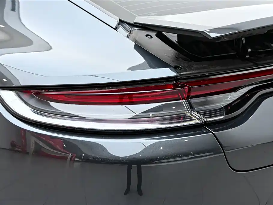 PORSCHE PANAMERA NEW ENERGY