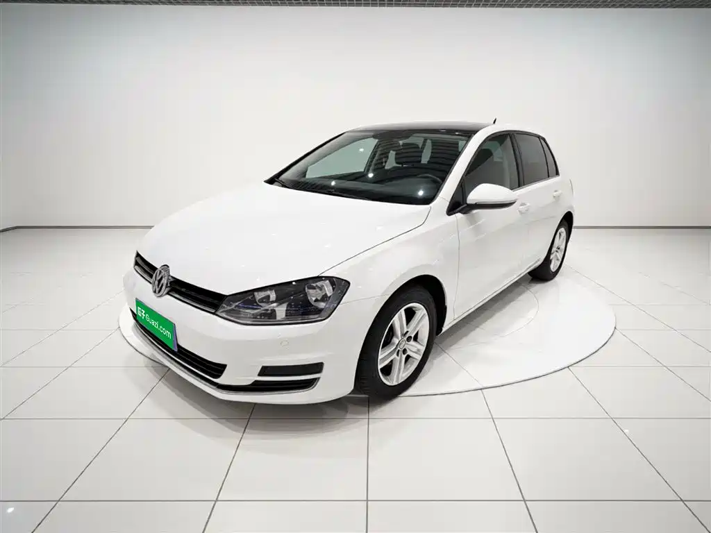 Volkswagen Golf 2016 1.6L Automatic Comfort фото 2