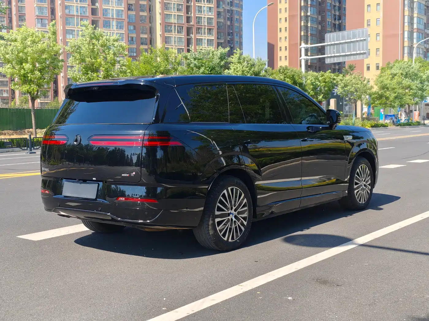 Denza N8L 2026 Model Prestige Edition фото 16