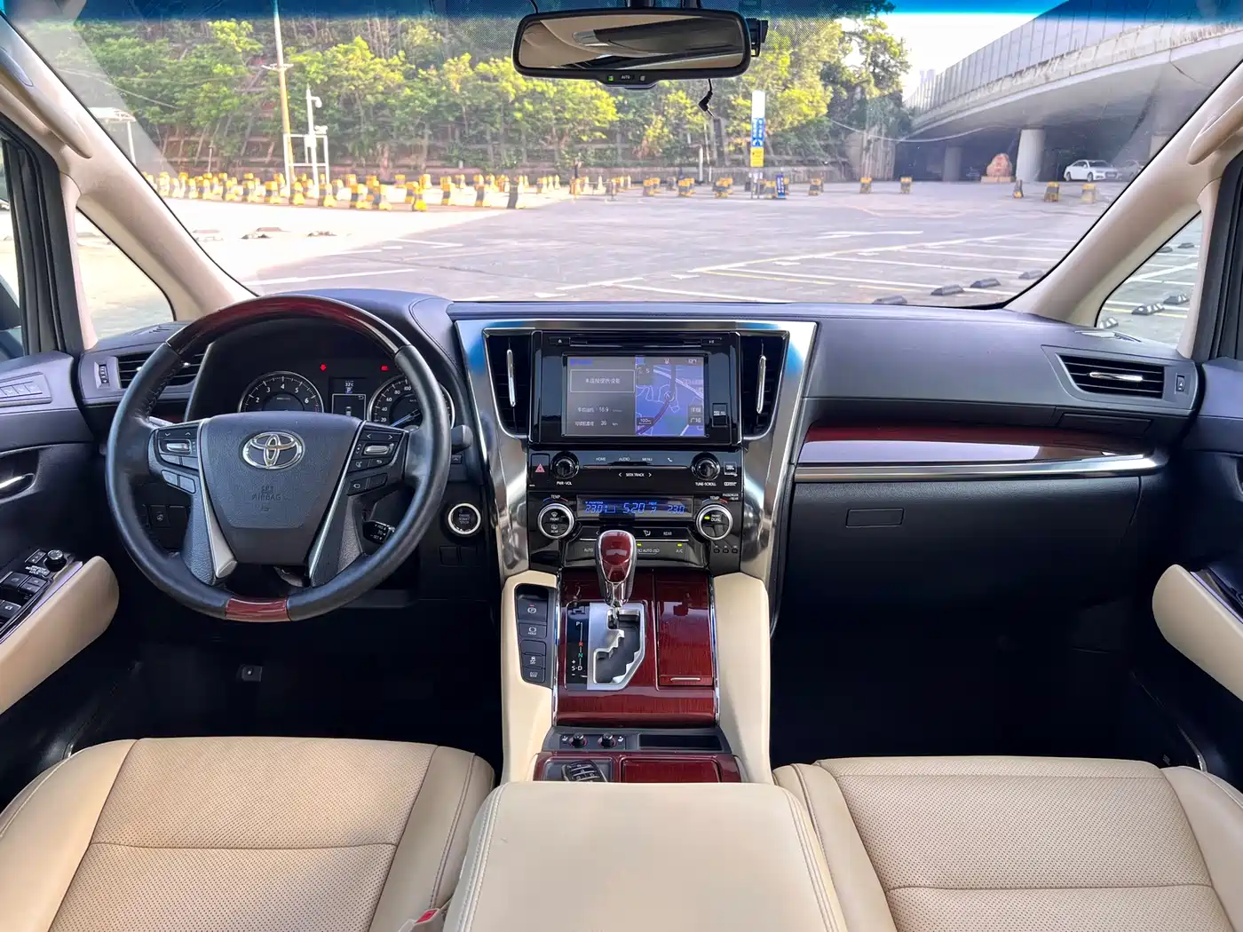 Toyota Alphard 2015 3.5L Luxury Edition фото 14