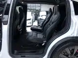 Фото 9 - Tesla Model X