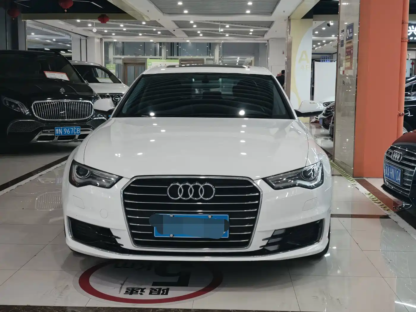 Photo 2 - Audi A6L