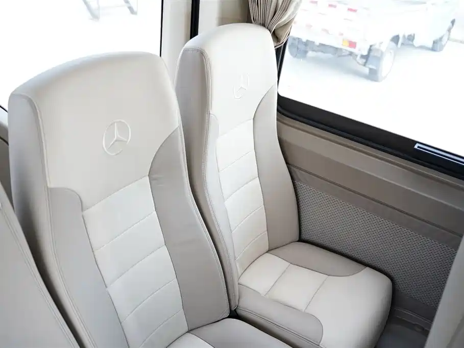 Mercedes-Benz Sprinter 2016 2014 Model 2.1T Excellent Travel Medium Wheelbase