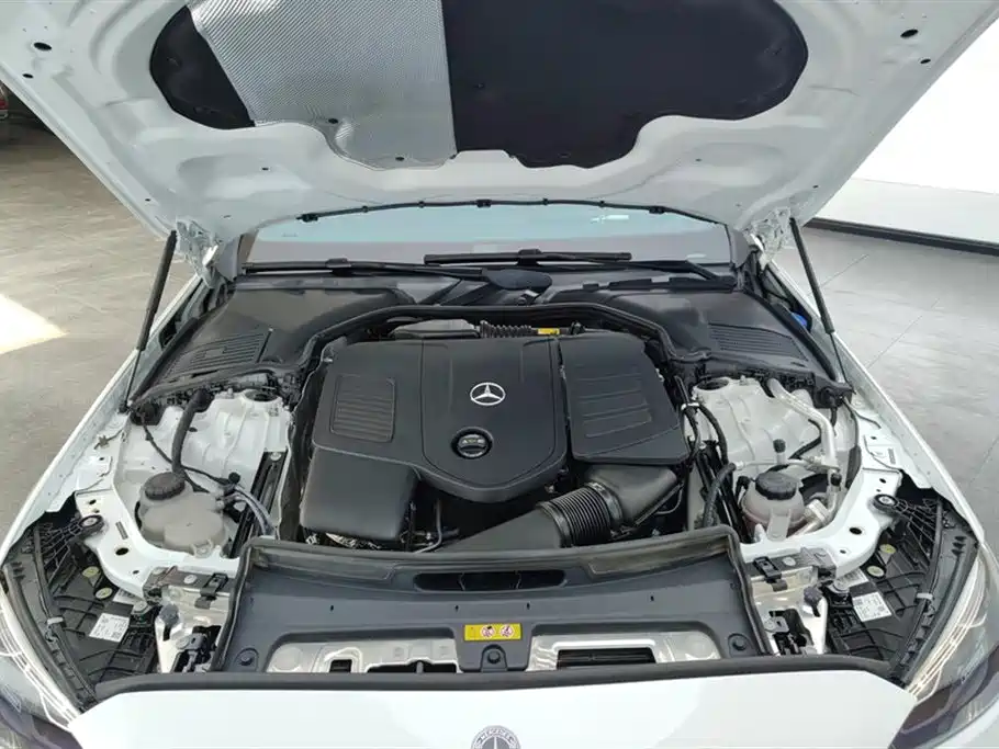 Mercedes-Benz C-Class 2023 Facelift C 260 L Sport Edition фото 10