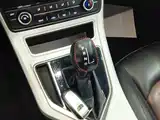Фото 10 - Geely Vision