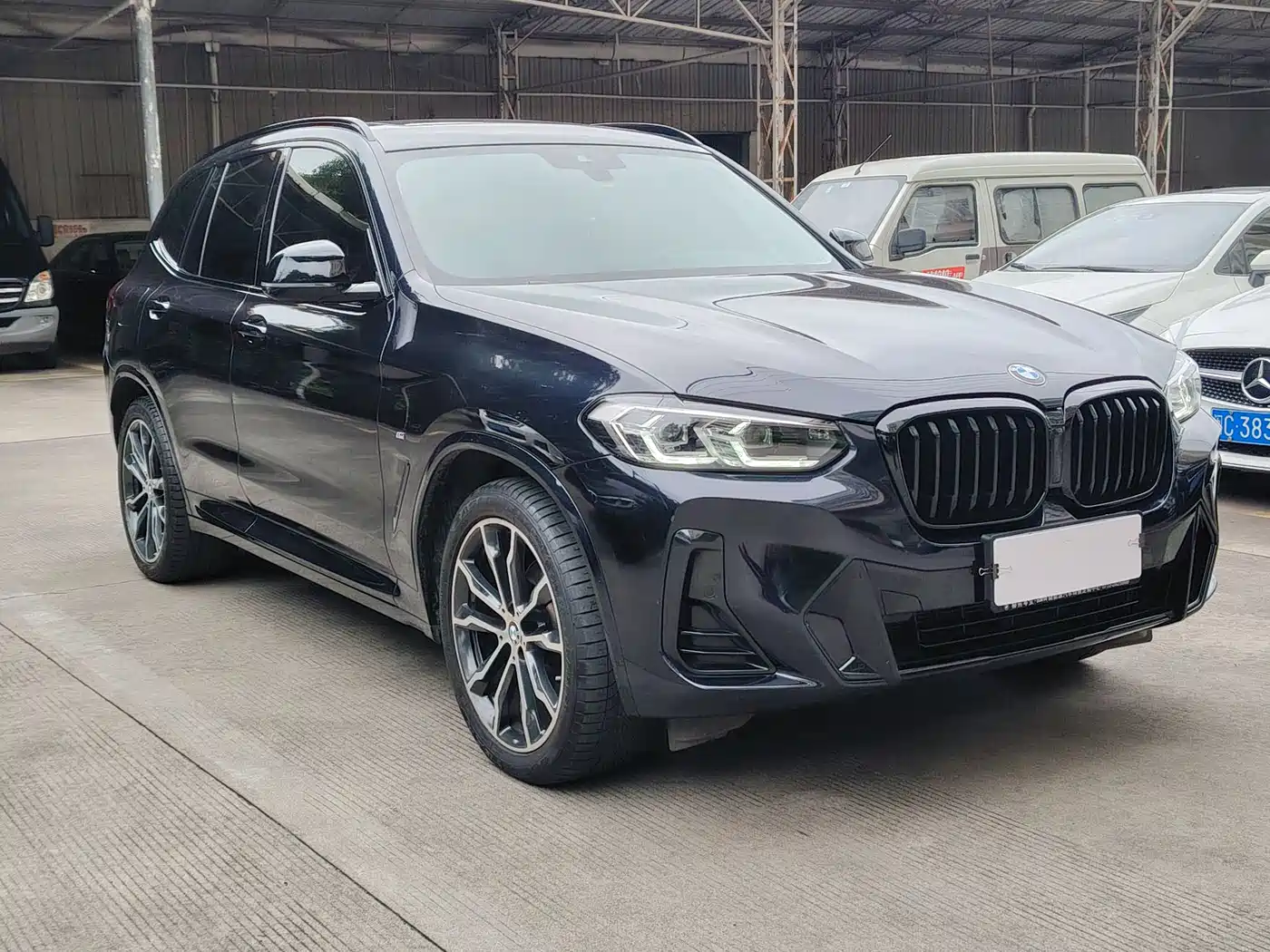 BMW X3 2022 xDrive30i Leading M Night Package фото 3