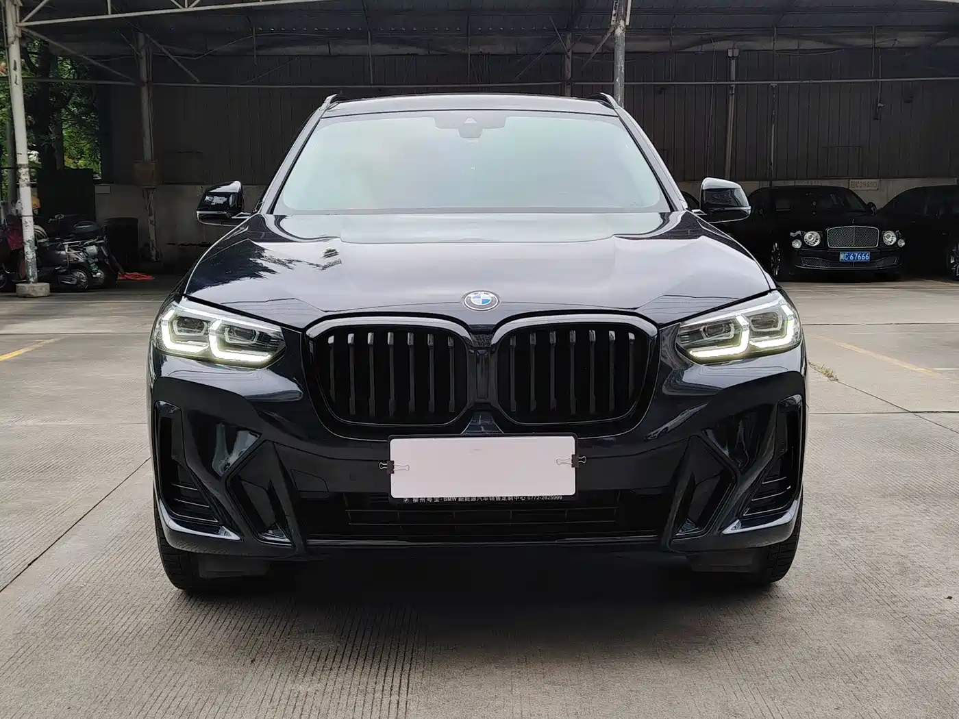 BMW X3 2022 xDrive30i Leading M Night Package фото 2