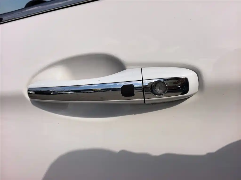 Haval H9 2016 2.0T 4WD Elite 7-seater фото 8