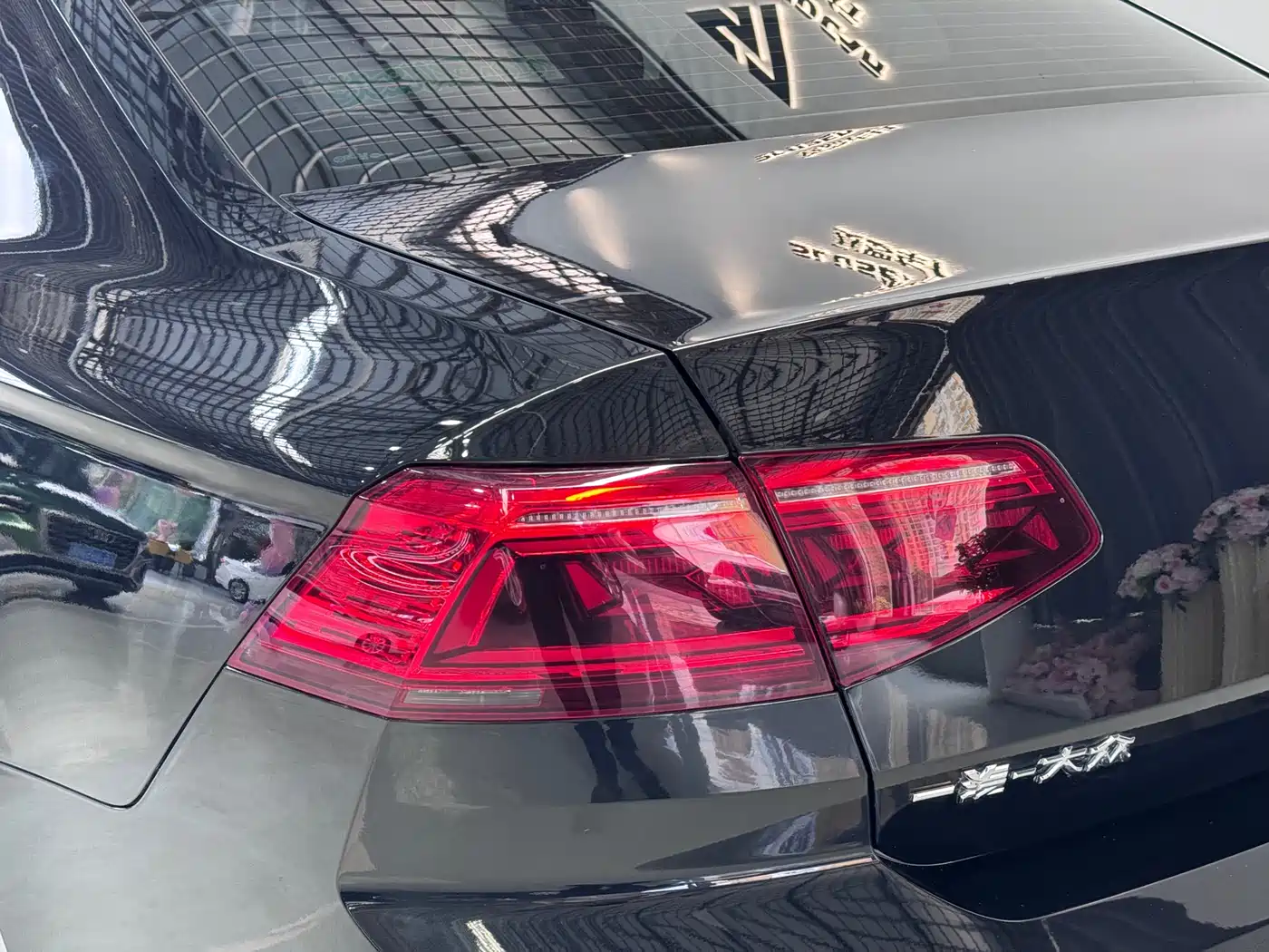 Volkswagen Magotan 2021 330TSI DSG 30th Anniversary Edition фото 24