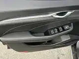 Фото 5 - Geely Preface
