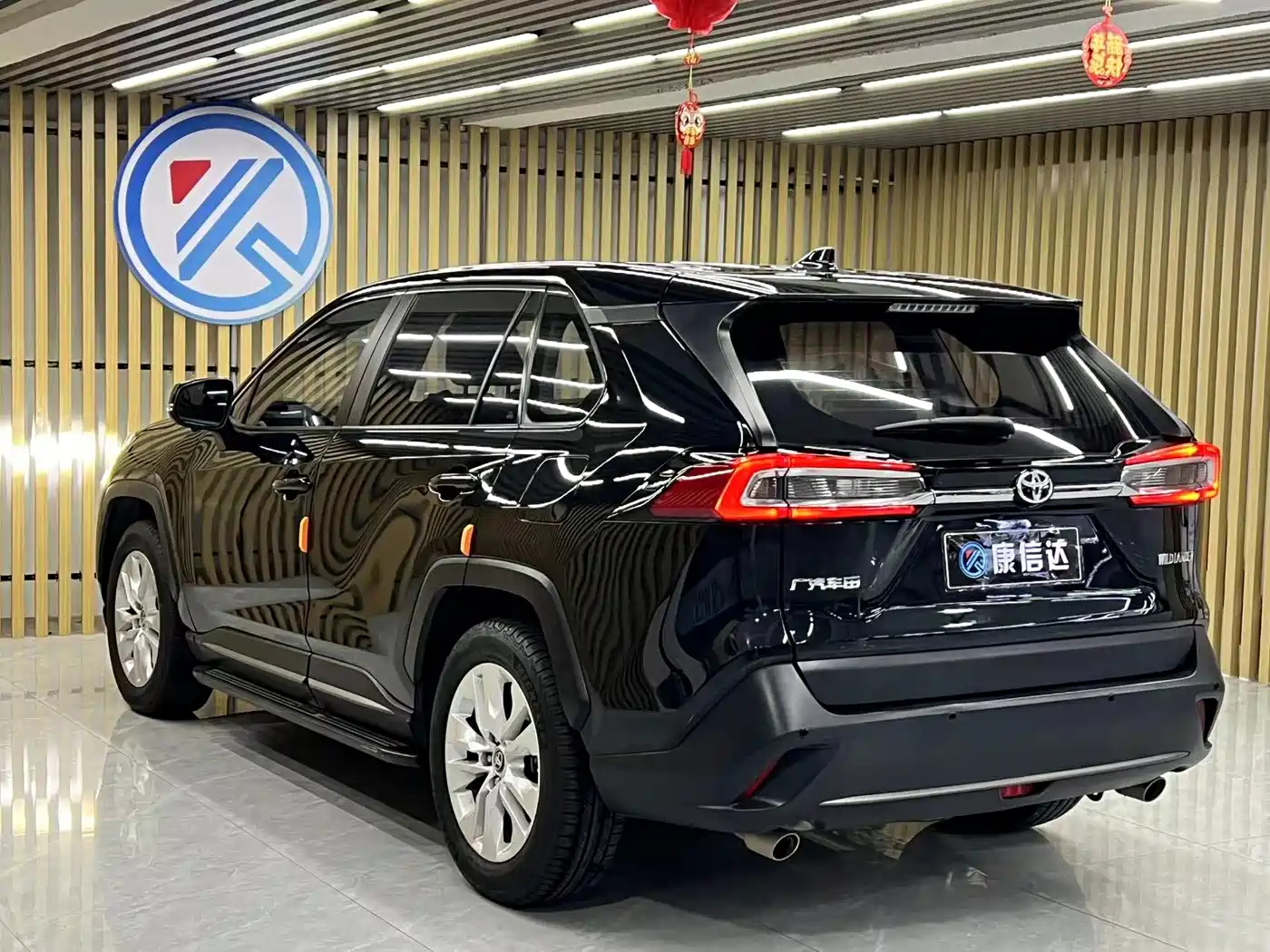 Toyota Wildlander 2020 2.0L CVT FWD Leading Edition фото 9